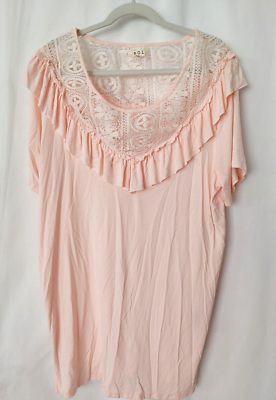 TOP POL Lace & Ruffle Yolk Top Scoop Neck Short Sleeve Pink Size M