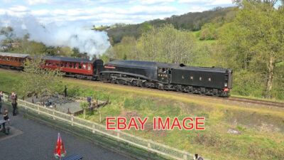 PHOTO  LNER GRESLEY A4 CLASS PACIFIC 4498 SIR NIGEL GRESLEY.   DEPARTING FROM HI