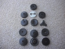 vintage LOTTO DI 13 ADATTATORI 45 GIRI GIRADISCHI-TURNTABLE ADAPTOR modelli vari