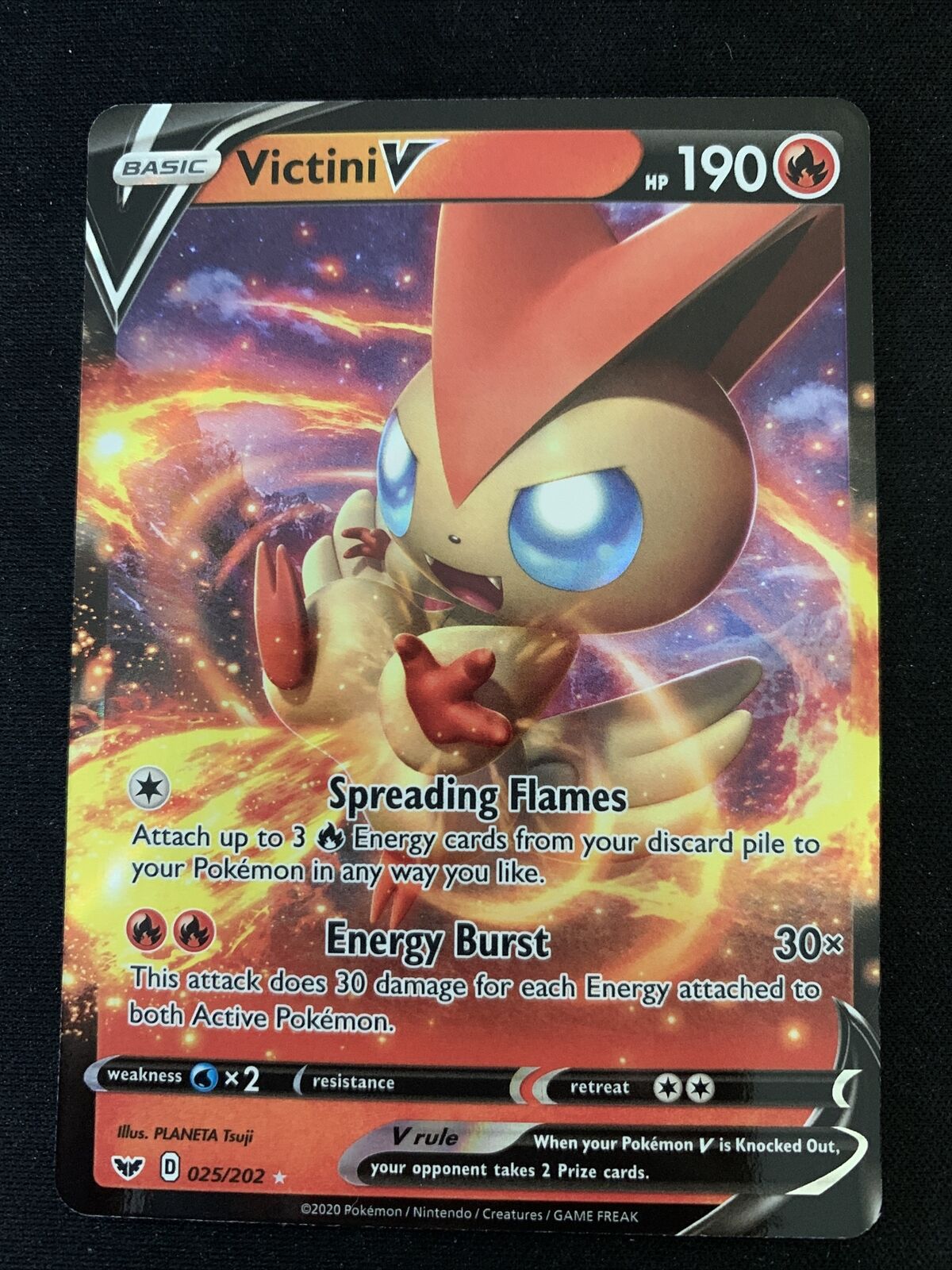 Indeedee V 91/202 NM in Portuguese Sword & Shield Pokémon TCG