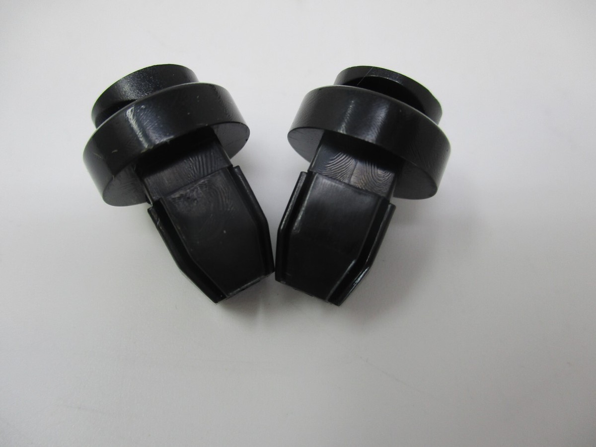 Genuine Toro Exmark 121-5840 Access Door Clips 30” TurfMaster