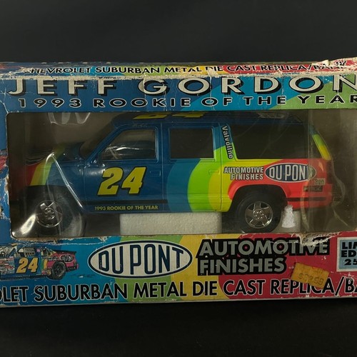 1993 JEFF GORDON #24 Dupont Die-Cast Bank Rookie of The Year 1:25 Suburban NICE - Picture 2 of 7