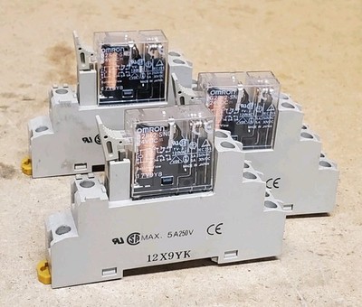 Omron G2R-2-SND General Purpose Industrial Relays & 12X9YK Base