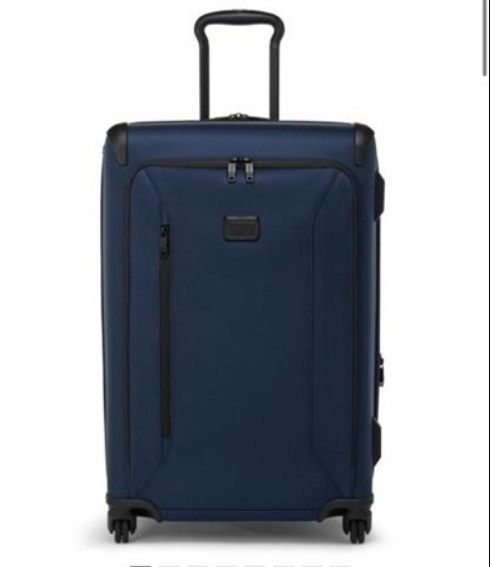 Tumi AEROTOUR Short Trip Expandable 4 Wheeled Carry On Size