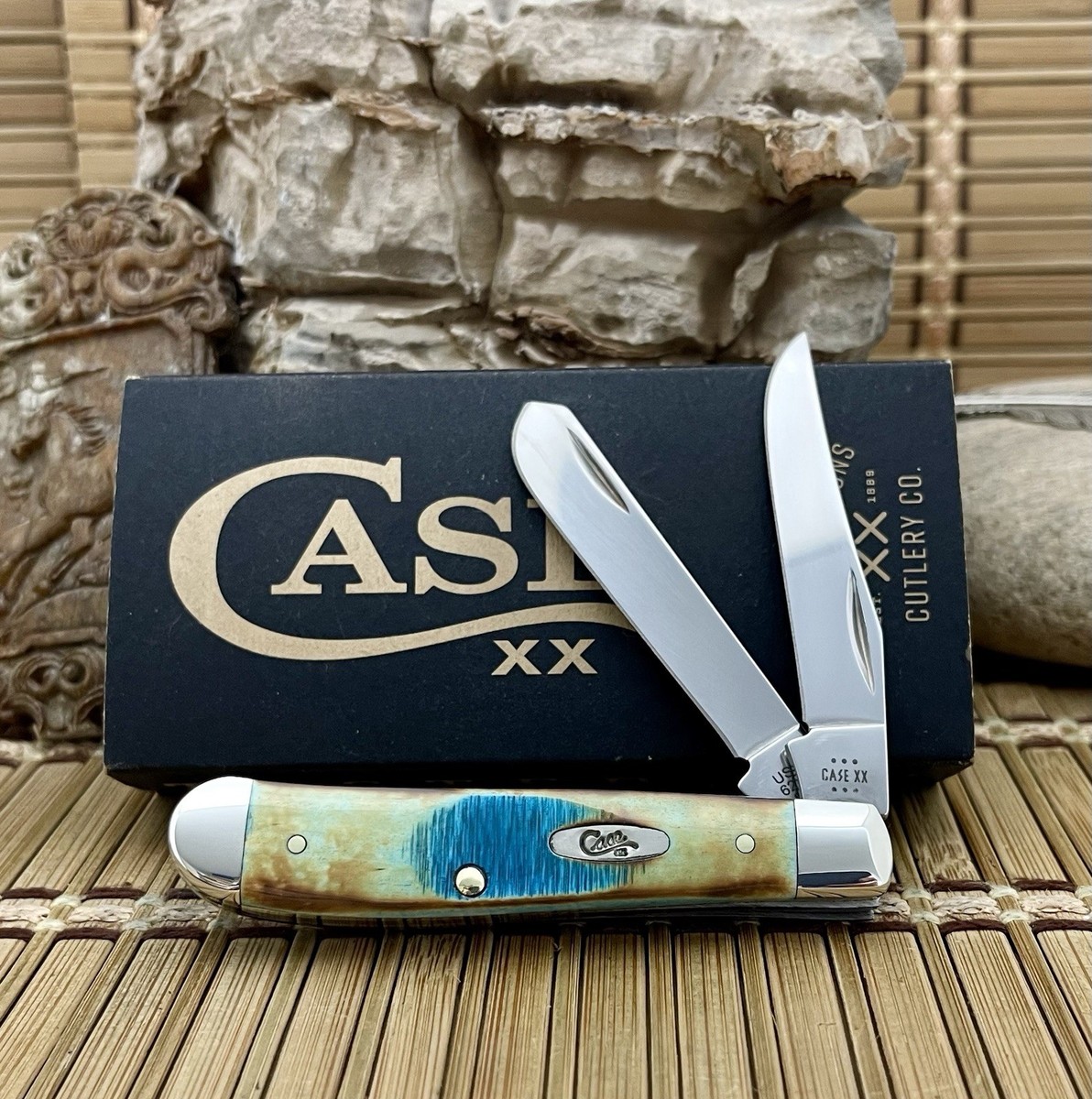 Case XX USA Hand Fired Sawcut Caribbean Blue Bone Mini Trapper