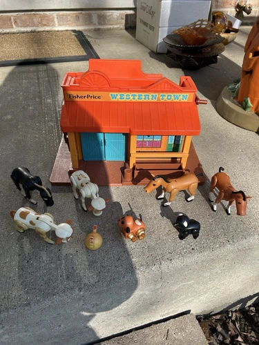 Fisher-Price Little People Western Town 1982 #934 and Accessories Vintage