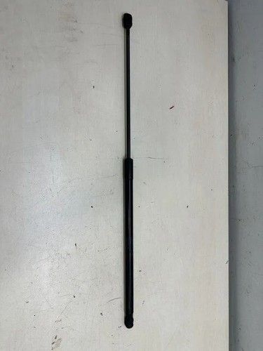 VW TOUAREG 7P5 Vordere linke Motorhaubendämpfer 7P6823359 3.00 2011 31420368