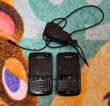 BlackBerry Bold 9720 Lot of 2 Black GSM AT T/T-Mobile 5MP UNTESTED