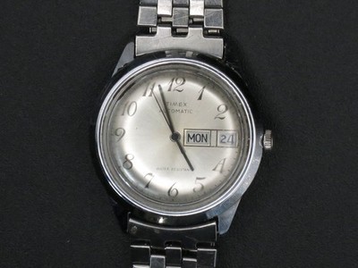 Vintage 1970's Timex Mens Watch Runs, Jubilee Band