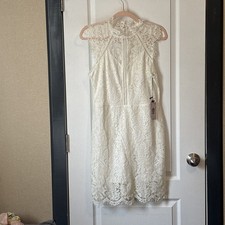 Andree by Unit Beige Mid Dress Lace, Size Medium NWT