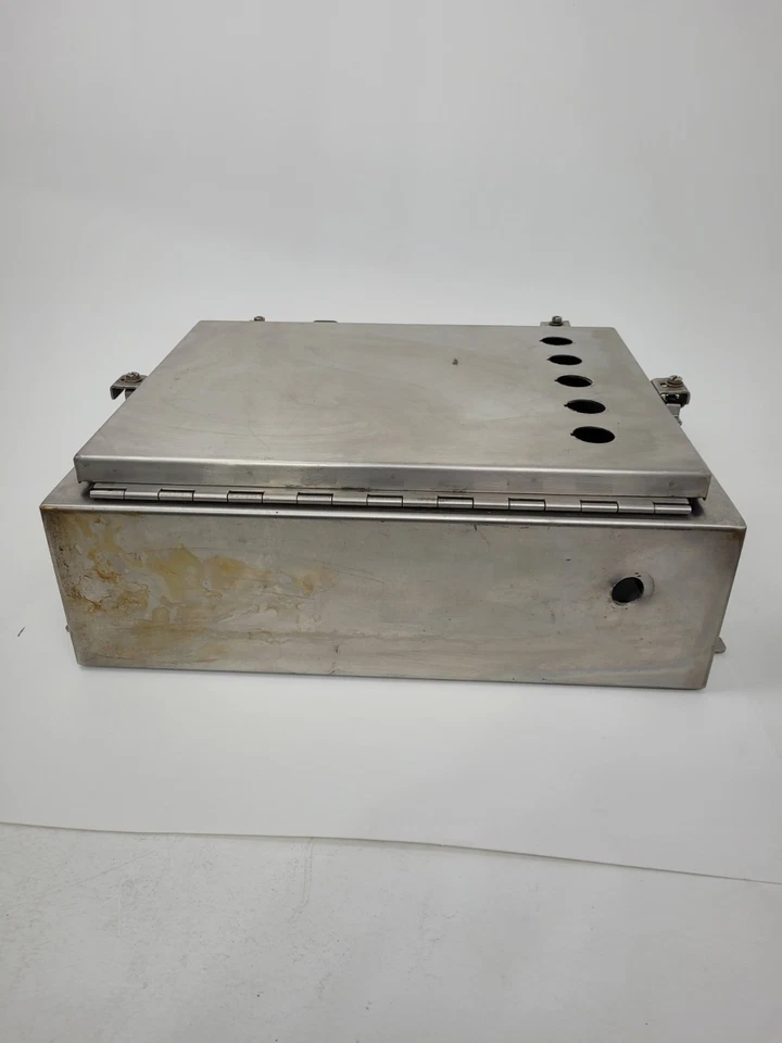 Caja de acero inoxidable Nema 4X Hoffman 22"x16"x8" - Opción al día siguiente Foto 3 de 4