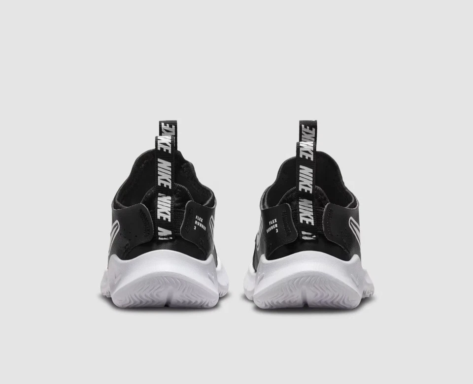 黑白耐克 Flex Runner Tolder 运动鞋 7C 码 — 第 2/4 张图片