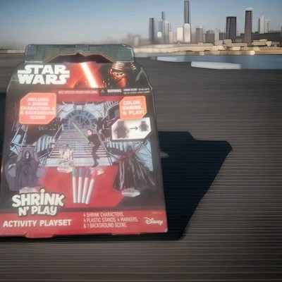 2015 Star Wars Activity Play Set Shrink N Play