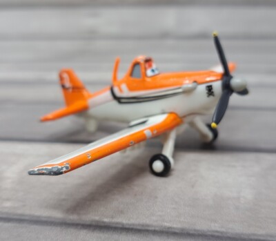 Disney Pixar Planes STRUT JETSTREAM DUSTY Diecast Crossbone D7