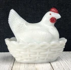 VTG Westmoreland Hen on Nest Salt Cellar Dip Milk Glass Dish 3" Chicken Signed