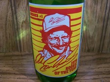 Dale Earnhardt SERIES # 1, 1979 RECRUE DE L'ANNÉE, 1 - 12 oz bouteille goutte de soleil a