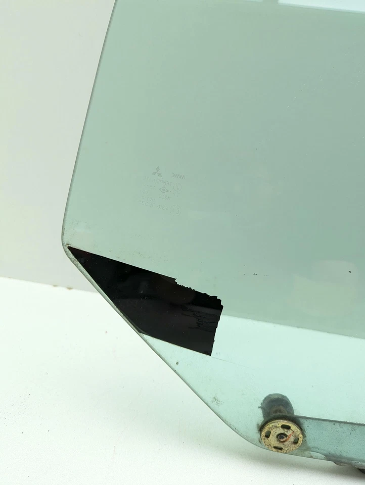 Vidrio puerta delantera derecha OEM 91 92 93 94 95 97 98 99 Mitsubishi 3000GT Foto 4 de 4