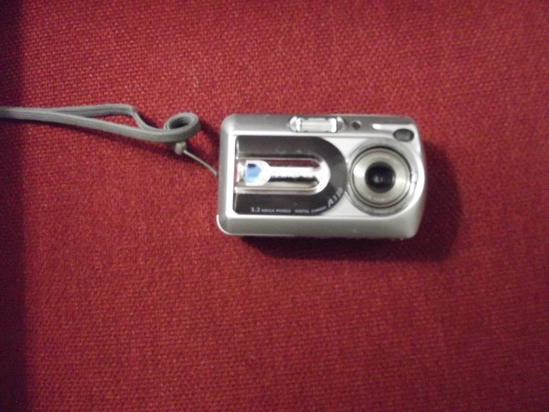 Fujifilm Digital Camera Finepix A330 for repair or parts