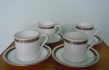 'Raffles' Royal Worcester fine bone china, 4 coffee cups/demitasse & saucers VGC