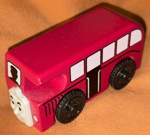 Vintage Near Mint Thomas & Friends Wooden Railway Gullane BERTIE The Bus 2002