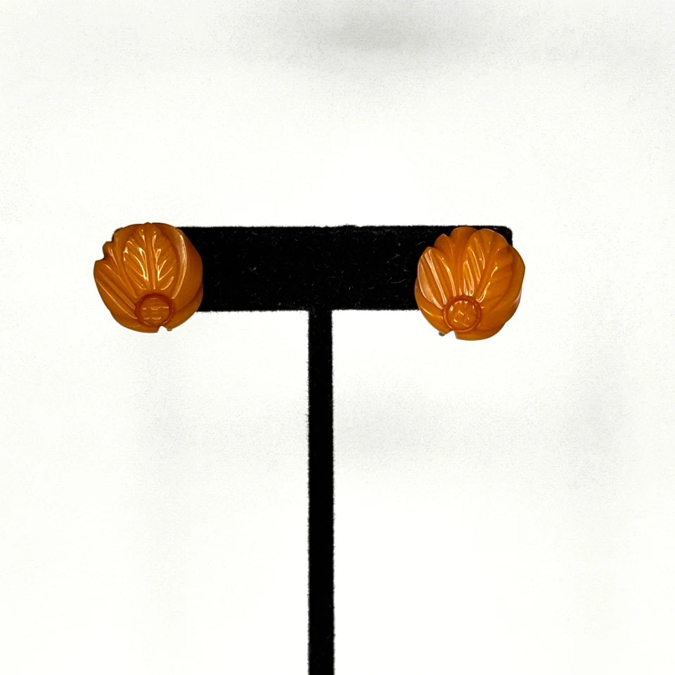 Pendientes Baquelita Caramelo Hoja Redonda Tallada Tornillo Tono Plata Foto 2 de 4