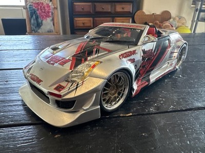 マッスルマシーンズ '04 350Z 1:18 日産 Z33 シルバー Muscle Machines 1/18 Scale Nissan 350z Roadster Silver Diecast Car