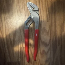 Milwaukee Smooth Jaw Pliers Tongue & Groove Electrical Pipe Dipped Grip 10"