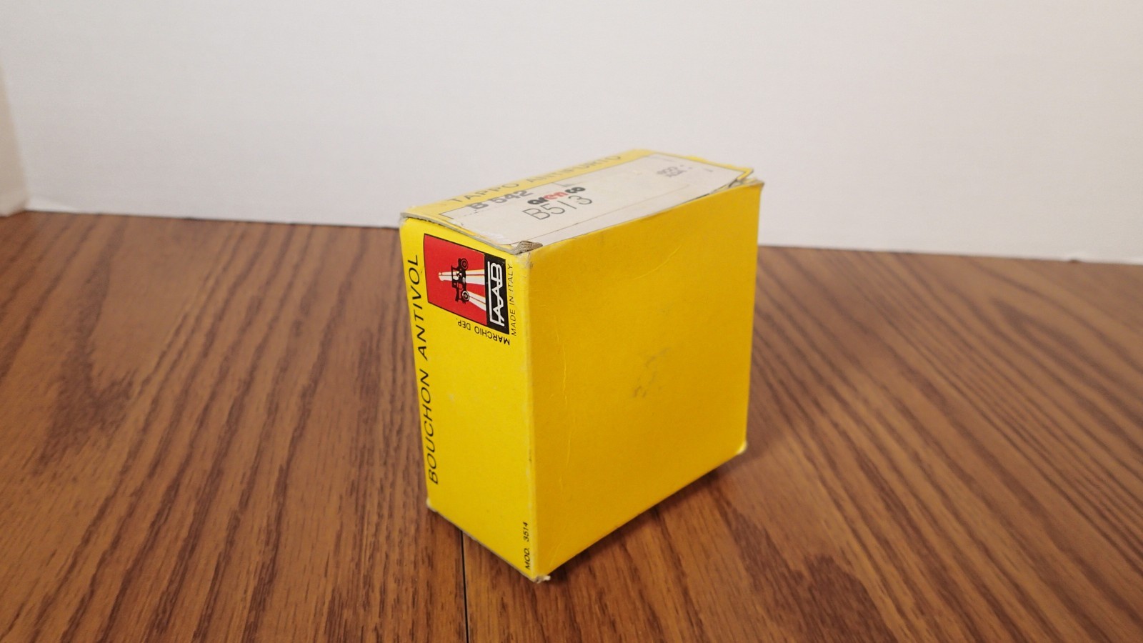 FAAB Bologna Vintage Locking Gas Cap Lamborghini Lancia Fiat Keys B542 B513