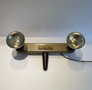 Vintage SMITH-VICTOR Studio Photography Movie LIGHT Double Bulb w/ Handle WORKS