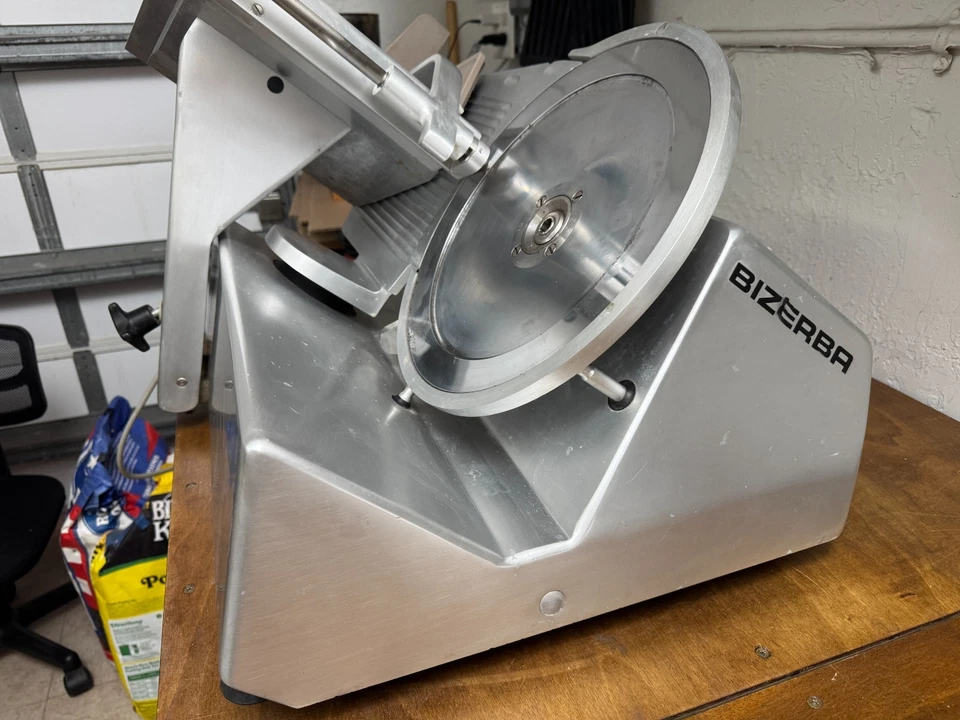 BIZERBA SE12 美国手册肉奶酪 DELI 切片器 13 英寸刀片 — 第 4/4 张图片