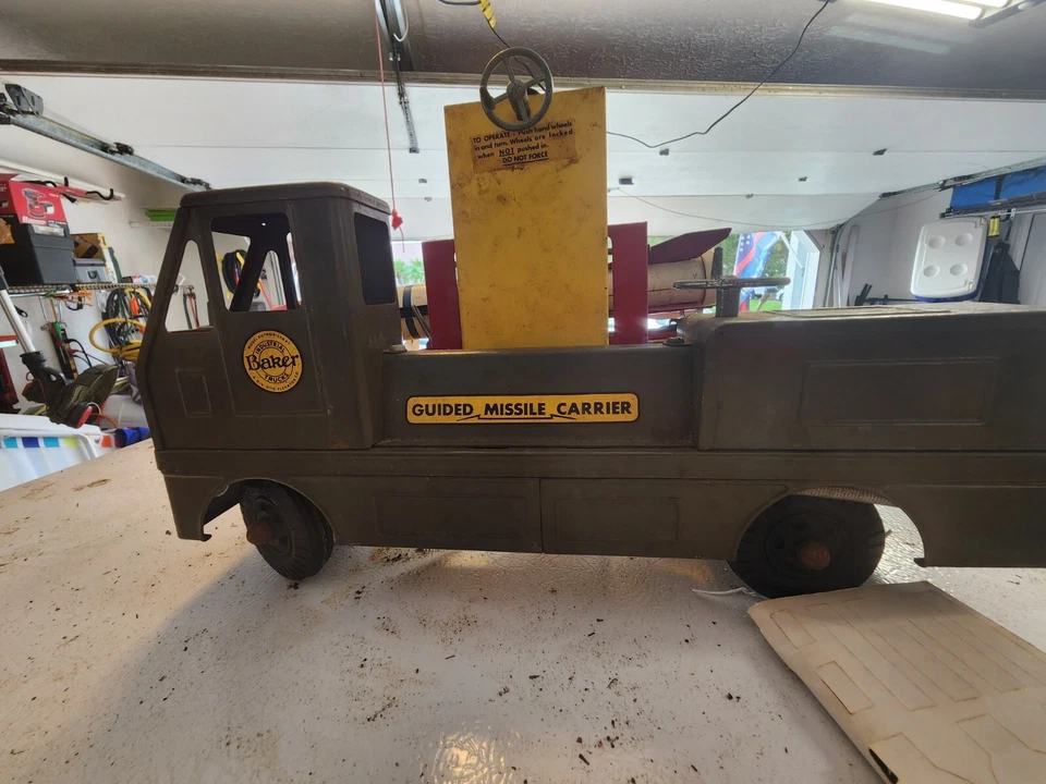 Lint Toys Traveloader Guided Missle Carrier - Image 3 of 4