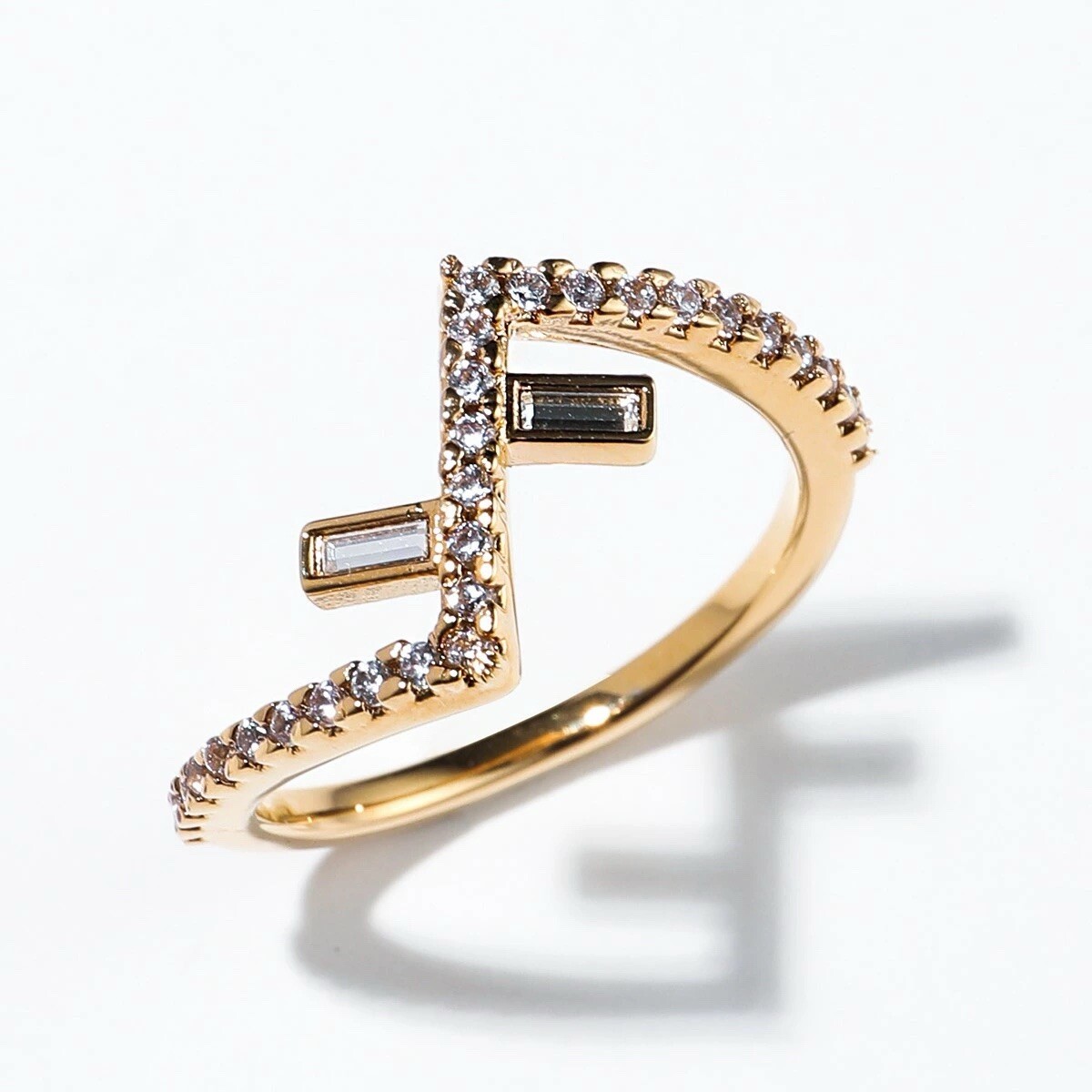 NEW FENDI CRYSTAL RING LOGO F SIZE L 100% Authentic | eBay