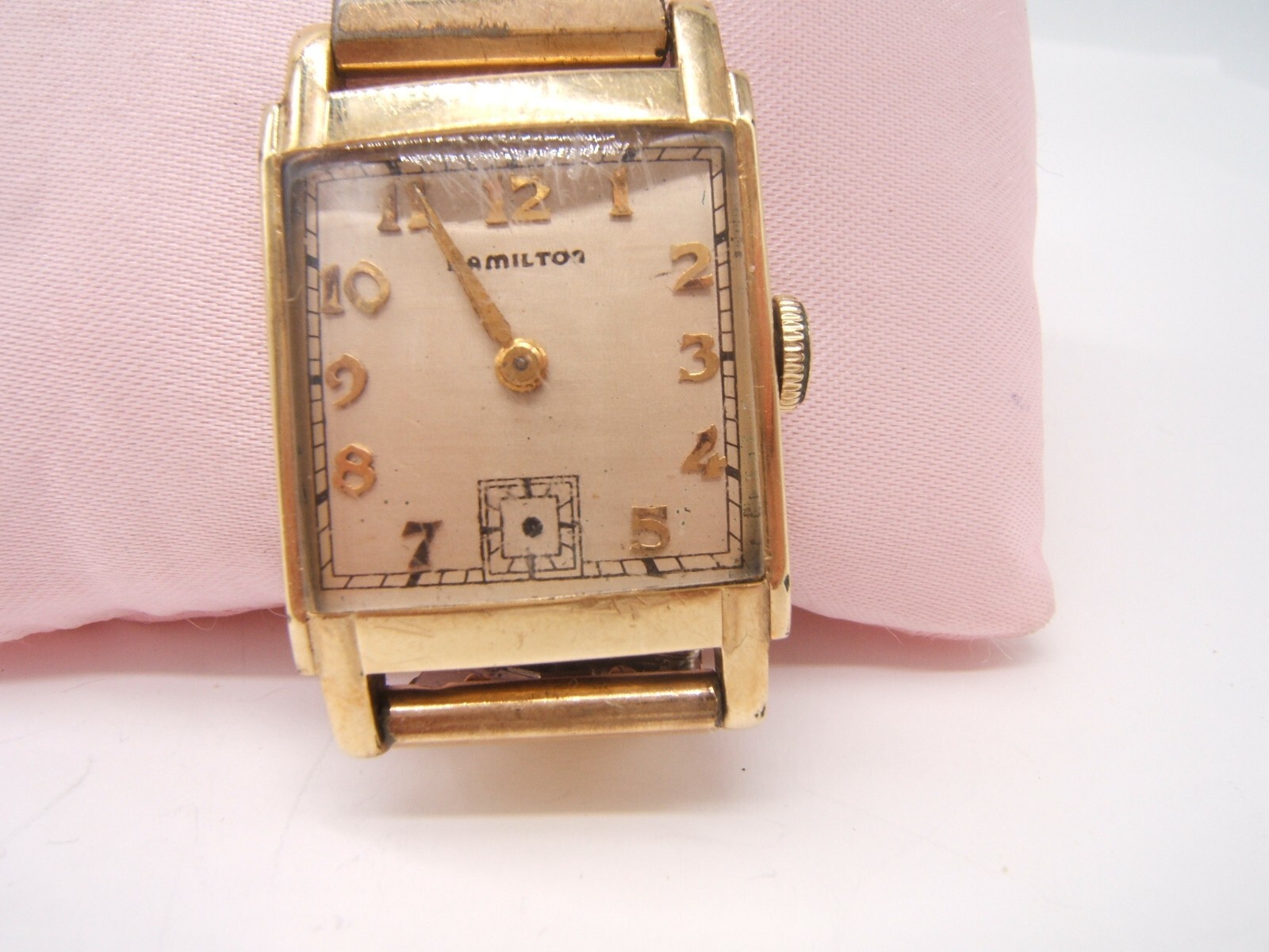 VTG HAMILTON WRIST WATCH 982 19 JEWEL 14K GOLD FILED CASE