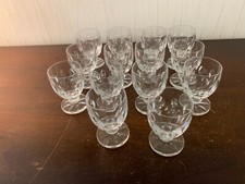 32 verres à porto modèle Bocage en cristal Lalique (prix à la pièce)