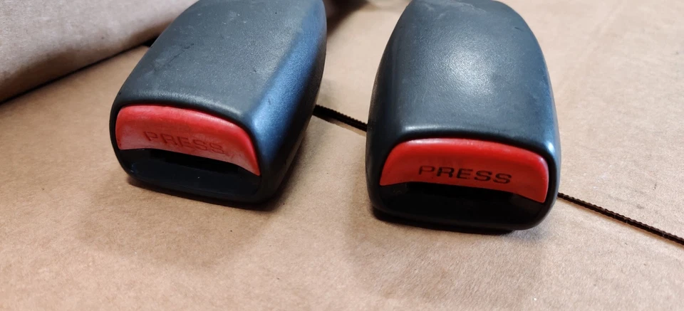 Par de receptores de cinturón de seguridad Outback Sport 1998-2001 Subaru Impreza Foto 2 de 4