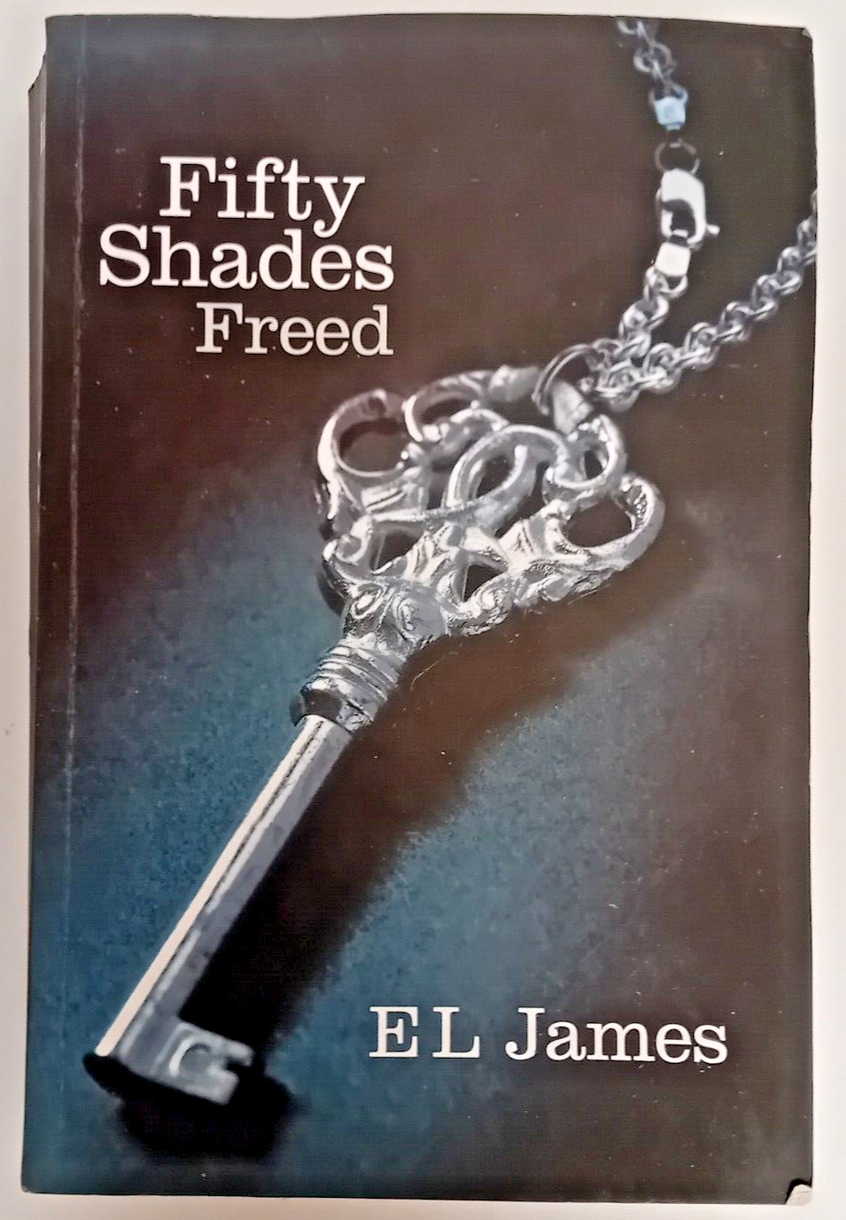 Fifty Shades Freed - E L James - Paperback