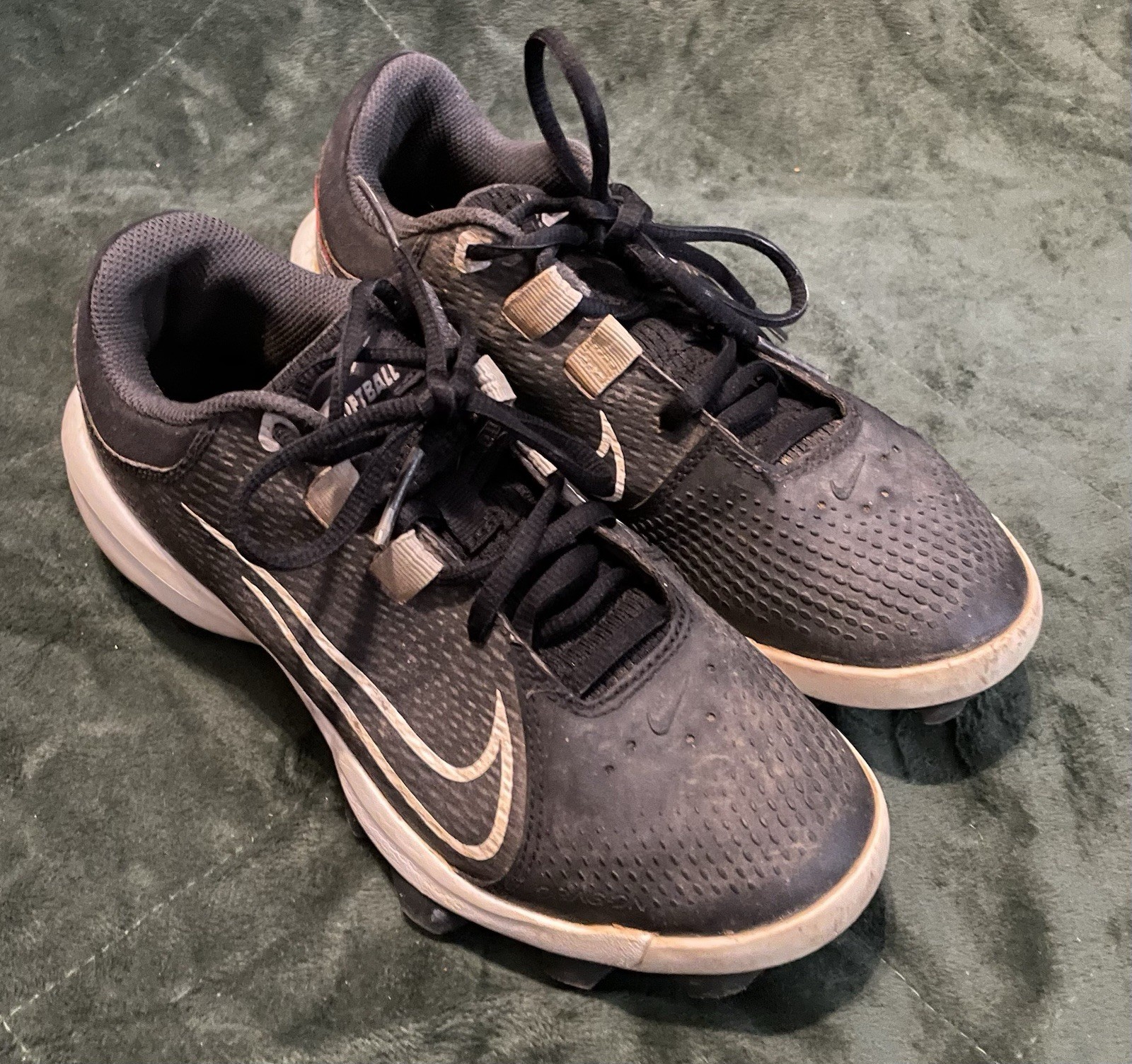 Nike Women's Hyperdiamond 4 Pro MCS Softball Cleats Size 6.5 Black