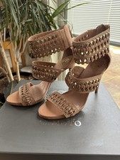 VINCE CAMUTO Vc-Fancle Brown Leather Strappy Metal Trim  Heels  size 7.5