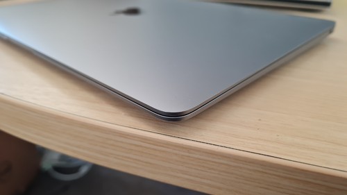 APPLE - MacBook Air 13.3" (2020) - M1, 256 GB SSD, Space Grey, 8GB, 92% battery - Picture 7 of 13