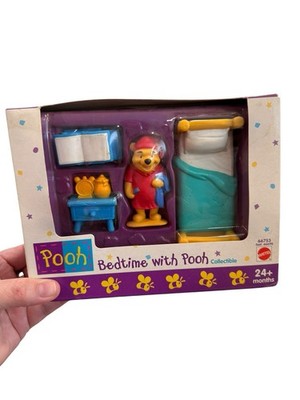 New Mattel Winnie the Pooh Set Bedtime With Pooh Collectible Figure Vintage