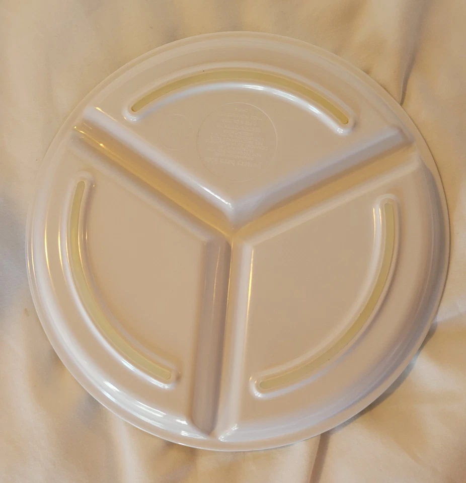 JUEGO DE ALIMENTACIÓN PARA VIVERO PETER RABBIT de Pottery Barn Beatrix Potter cuenco plato taza Foto 4 de 4