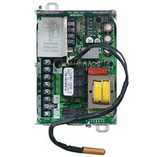 L7224U1002 HONEYWELL UNIVERSAL ELECTRONIC TRIPLE AQUASTAT RELAY CONTROL  - LESS
