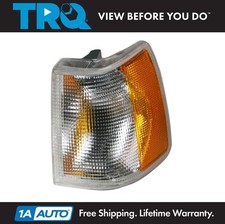 Trq Left Corner Light Fits 1990-1992 Volvo 740 1991-1995 940 1992-1994 960 Trq Left Corner Light Fits 1990-1992 Volvo 740 1991-1995 940 1992-1994 960