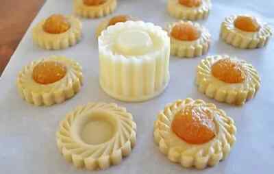 Pineapple Tart Jam Marmalade Thumbprint Linzer Cookies (Plunger and Cutter)