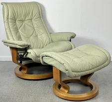 Ekornes Stressless Large ROYAL Green Leather Swivel Recliner Chair and Ottoman