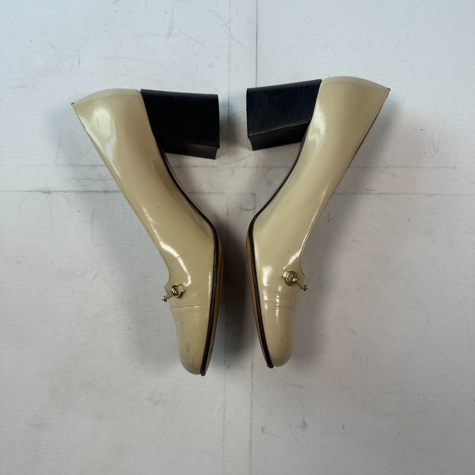Authentic Gucci Retro 90s Beige Horsebit Pump Heels Size 37.5 EU 4.5 UK image 3