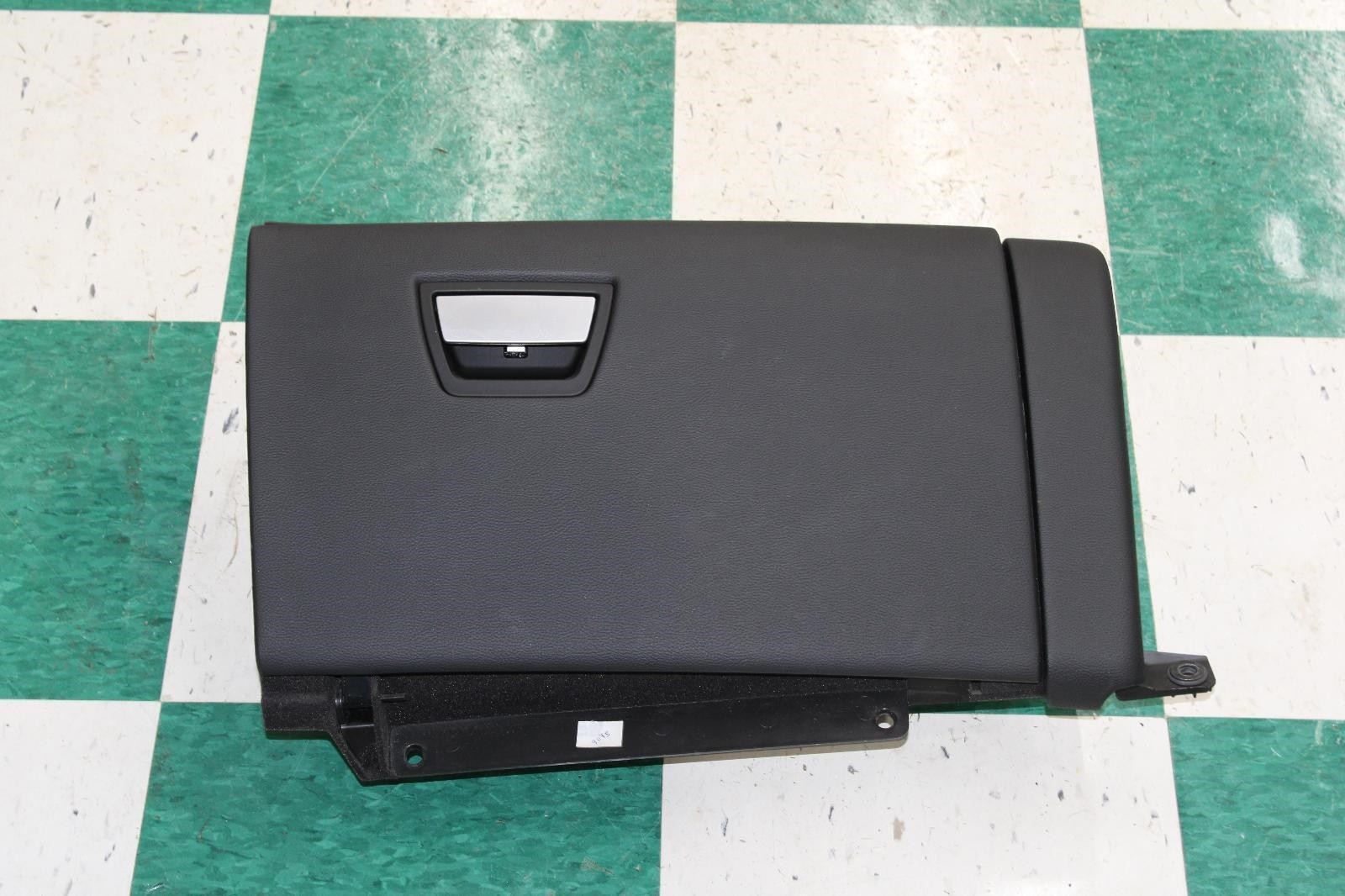 14-20 GHIBLI Black RH Passenger Dash Glovebox Glove Box Compartment OEM Factory