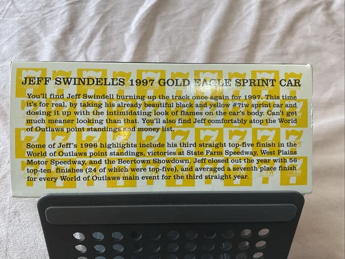 GMP 1997 Jeff Swindell #7TW Gold Eagle Leak 1/25 Scale Sprint Car - Picture 2 of 10