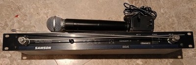 Samson Concert IV Wireless Mic System, VHF 194 Mhz to 216 MHz, Shure SM58 Mic