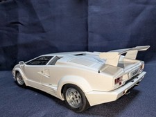 AutoArt Lamborghini Countach Anniversary 1/18 Diecast Model Car White